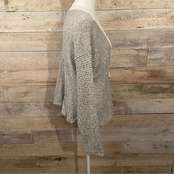 💥5/$25 Holister women’s grey & white oversized sweater in size x-small/small - Picture 5 of 10